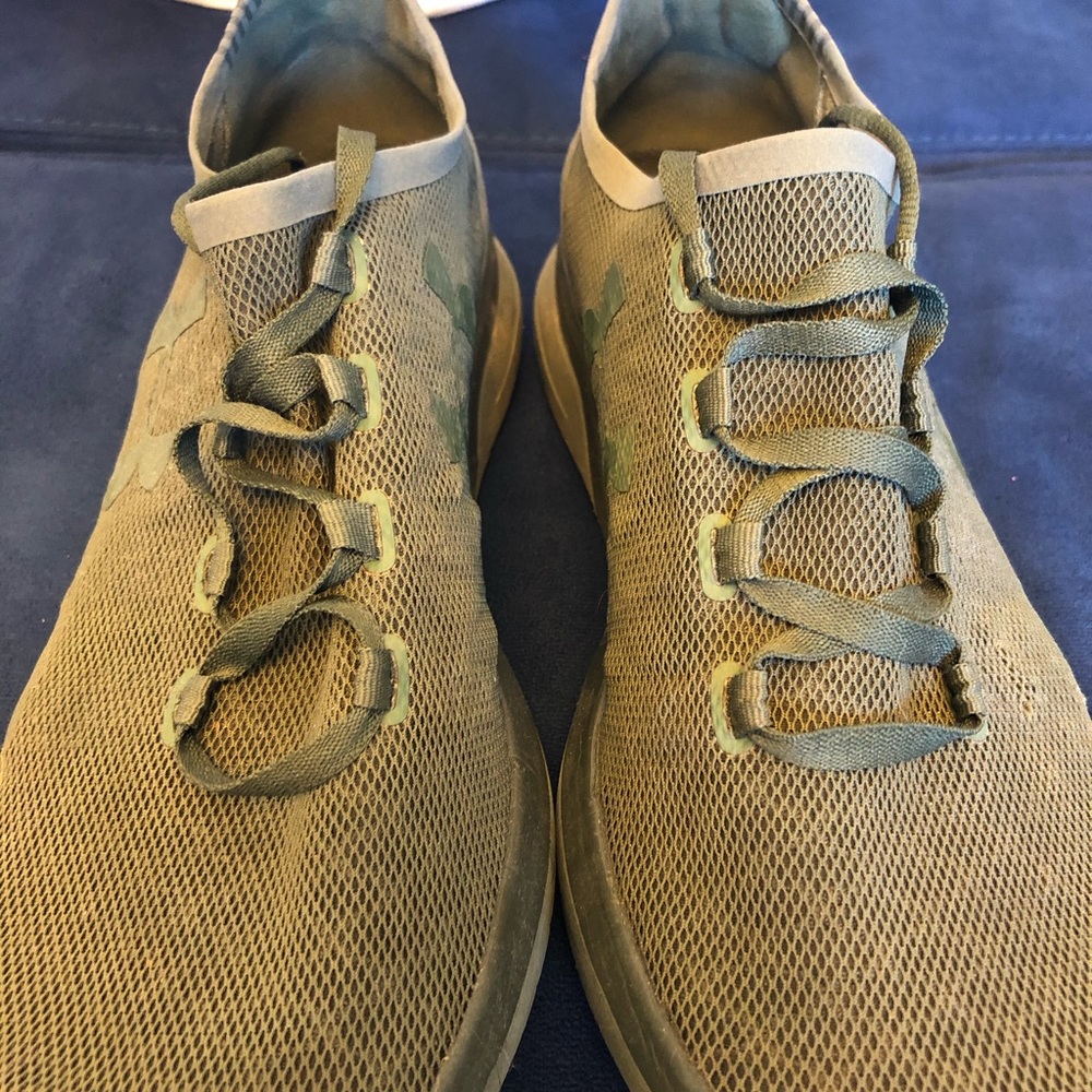 Under armor charged cool switch men’s running shoe